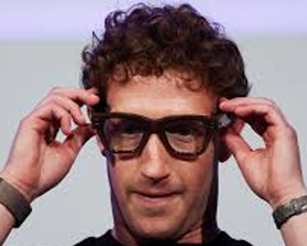 Meta Ray-Ban smart glasses with camera